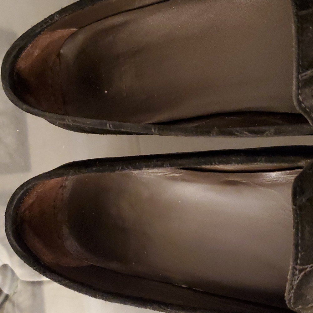 Stuart Weitzman Suede Croc Embossed Shoes - Picture 10 of 13